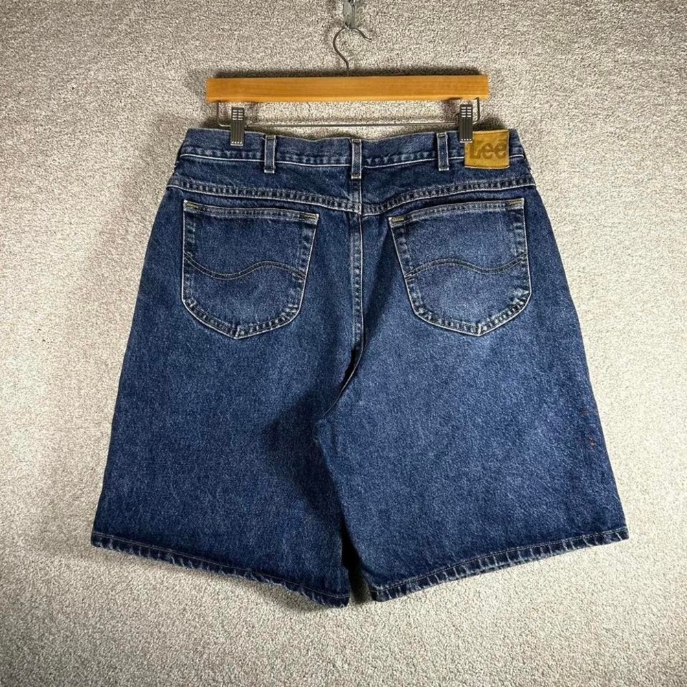Vintage Lee dark blue essential denim jean shorts jorts Size 38